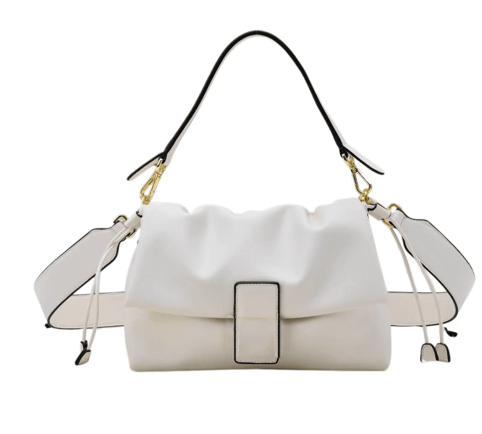 Fendi (the cutest purse)